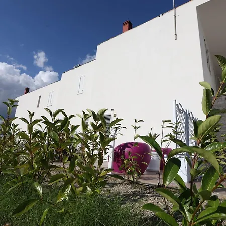 아파트 Costa Dei Gigli 2